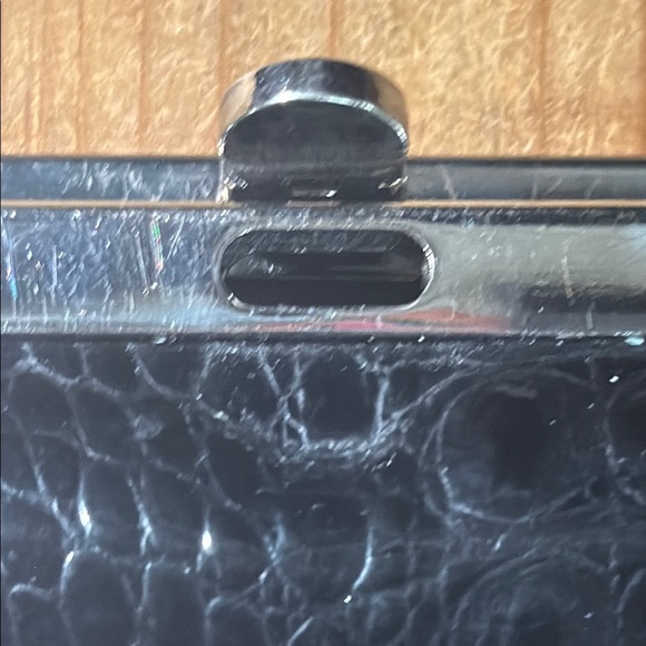 47 Maple Black Crocodile Texture Wallet with Silver Clasp - Picture 5 of 7